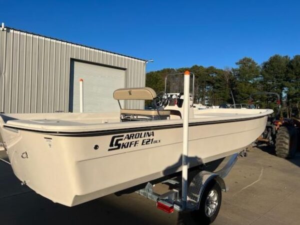 2025 Carolina Skiff E21 DLX CC - Image 2